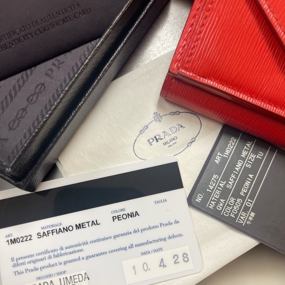 PRADA Saffiano Leather compact wallet Red - Picture 12 of 16